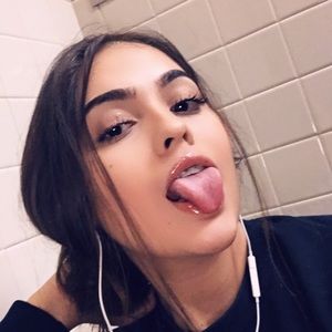 Meet your Posher, Katherine